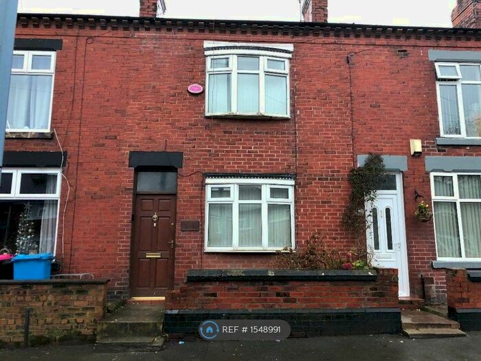 2 Bedroom Terraced House To Rent In Cleggs Lane, Little Hulton, Manchester, M38