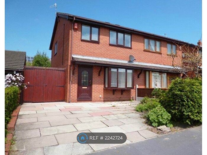 3 Bedroom Semi-Detached House To Rent In Denton Grove, Stoke-On-Trent, ST3