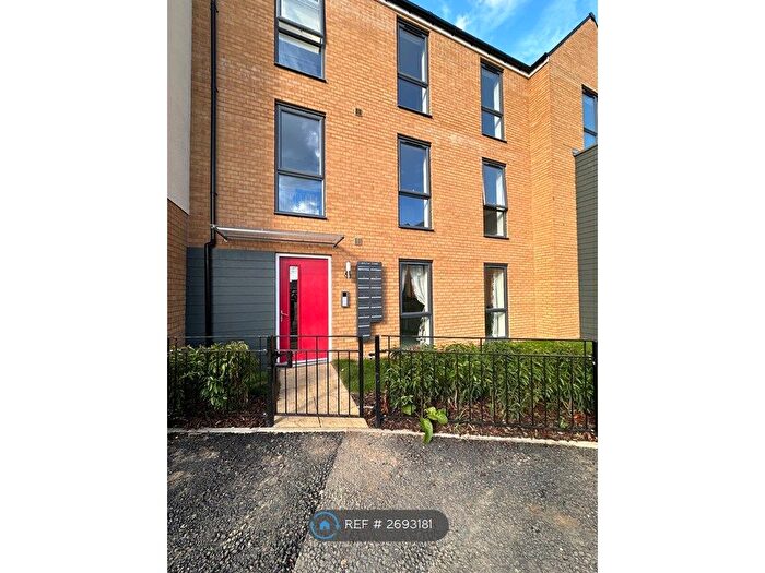 2 Bedroom Flat To Rent In Brooklands, Milton Keynes, MK10