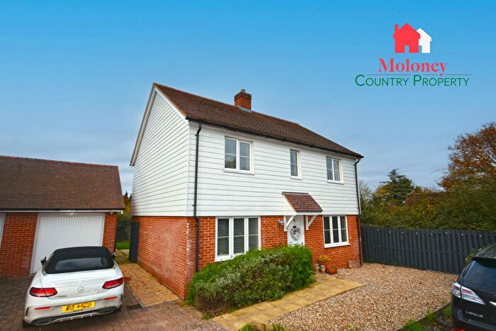 4 Bedroom Detached House For Sale In Donsmead Drive, Northiam, Rye, TN31