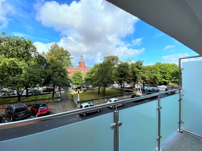2 Bedroom Apartment To Rent In Viceroy Court, Lord Street, Southport, Merseyside, PR8