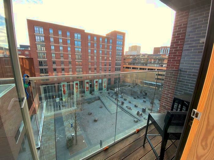 2 Bedroom Apartment To Rent In Apt . :: Ice Plant, M4