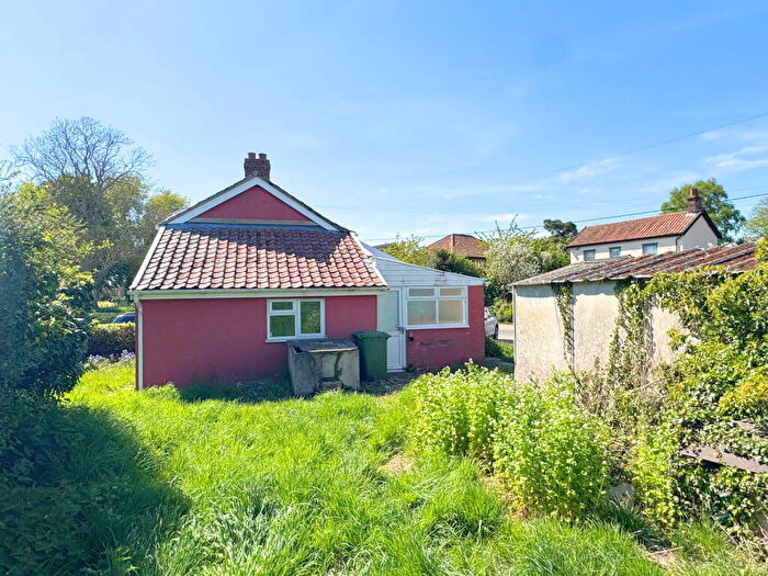 2 Bedroom Cottage For Sale In Abbey Road, Old Buckenham, NR17