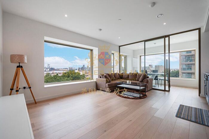 2 Bedroom Apartment To Rent In Deanston Building, E16