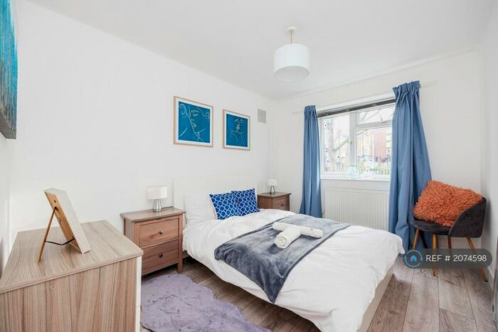 3 Bedroom Flat To Rent In Wenlock Court, London, N1