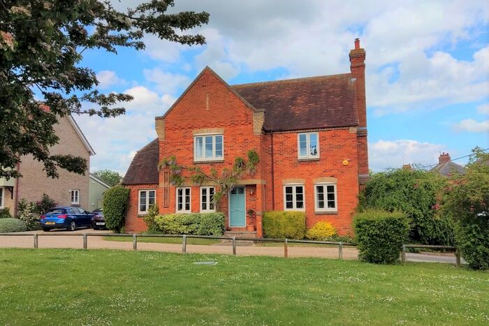 4 Bedroom Detached House For Sale In Brickwall Farm, Stisted, Braintree, CM77