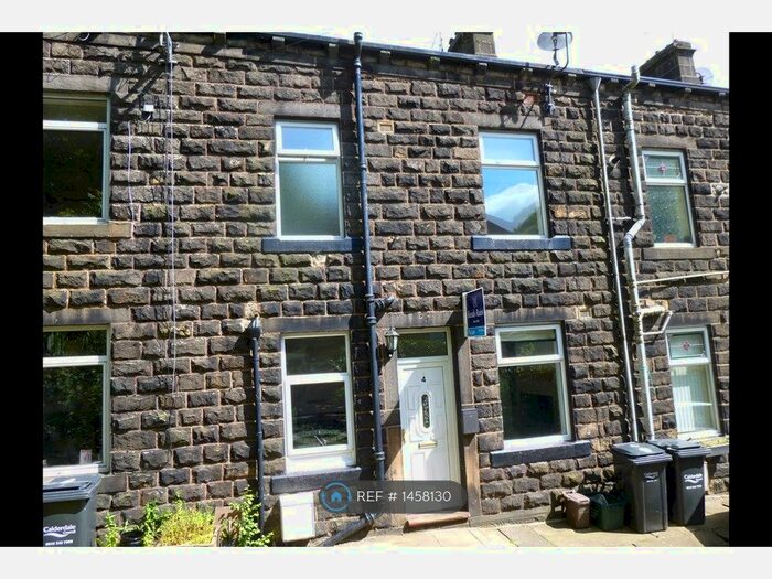 2 Bedroom Terraced House To Rent In John Barker Street, Todmorden, OL14