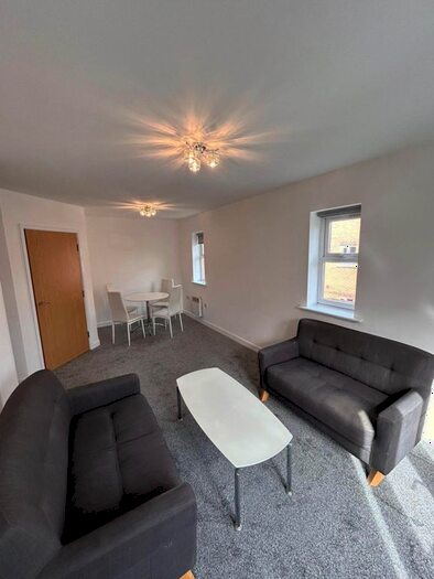 2 Bedroom Flat To Rent In Sidings Court, Widnes, WA8