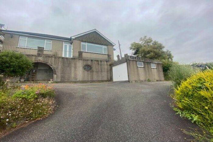 2 Bedroom Bungalow To Rent In Lescudjack Crescent, Penzance, TR18