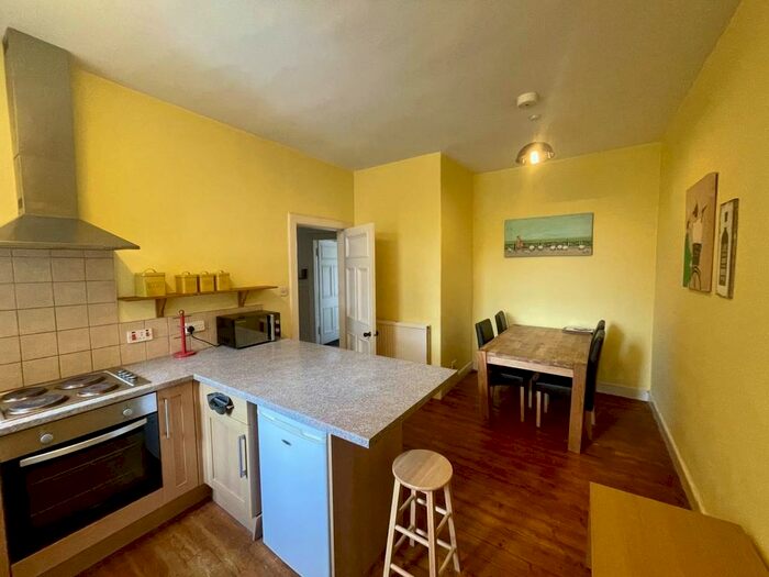 2 Bedroom Flat To Rent In Blackness Avenue, Dundee, DD2