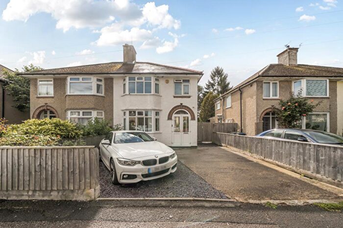 3 Bedroom Semi-Detached House For Sale In Marston, Oxford, OX3