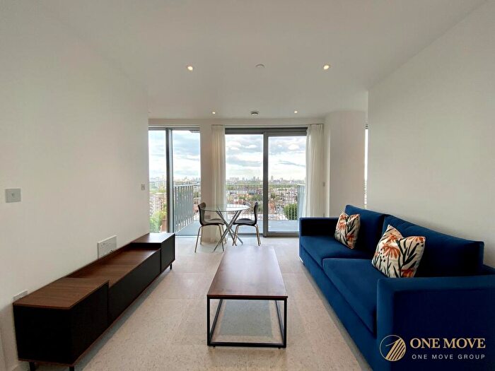 Studio To Rent In Jacquard Point, The Silk District, London, E1