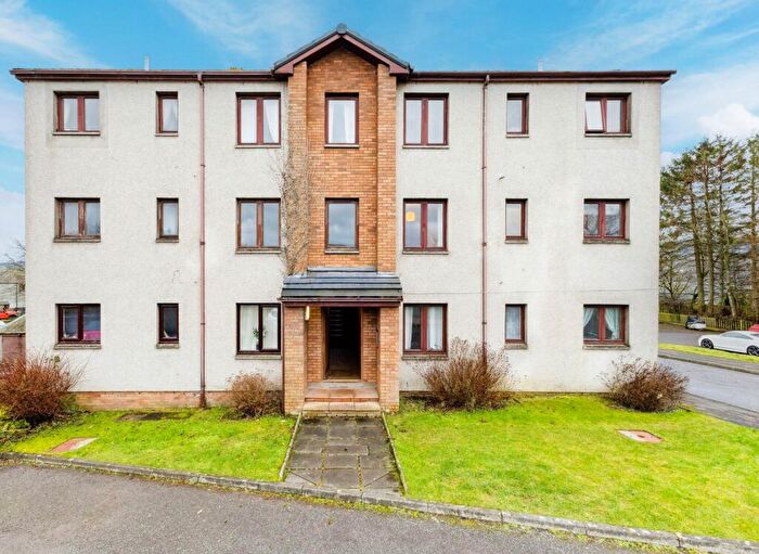 2 Bedroom Flat For Sale In Ruthven Park, Auchterarder, PH3