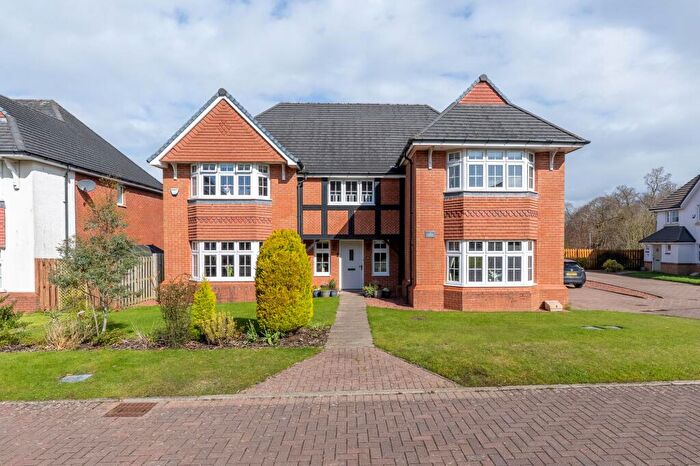 5 Bedroom Property To Rent In Nursery Gardens, Inverkip, PA16