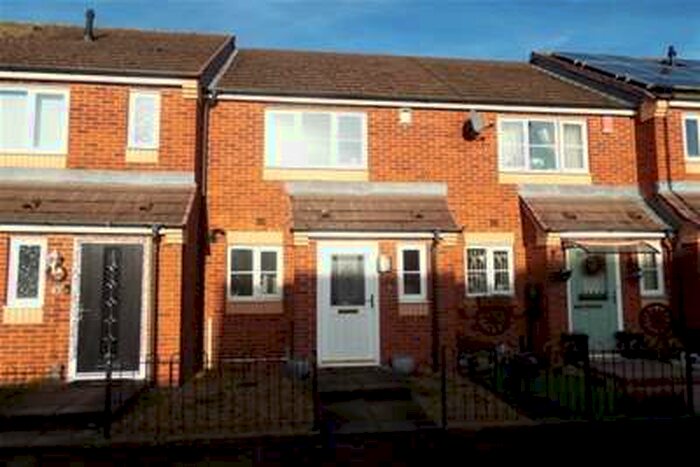 2 Bedroom House To Rent In Pheasant Way, Heath Hayes, WS11