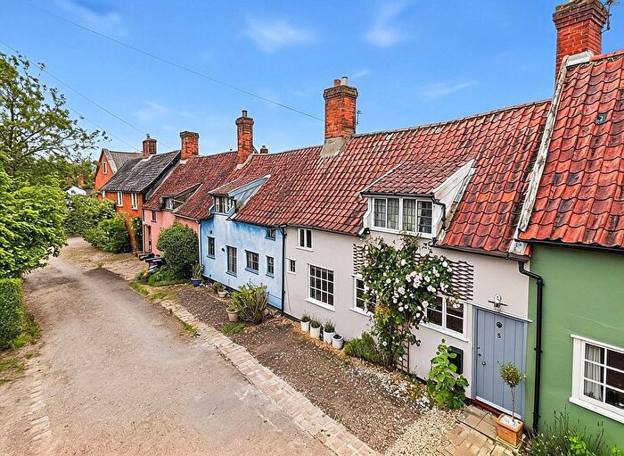 3 Bedroom Cottage For Sale In Chapel Hill, New Buckenham, Norwich, NR16