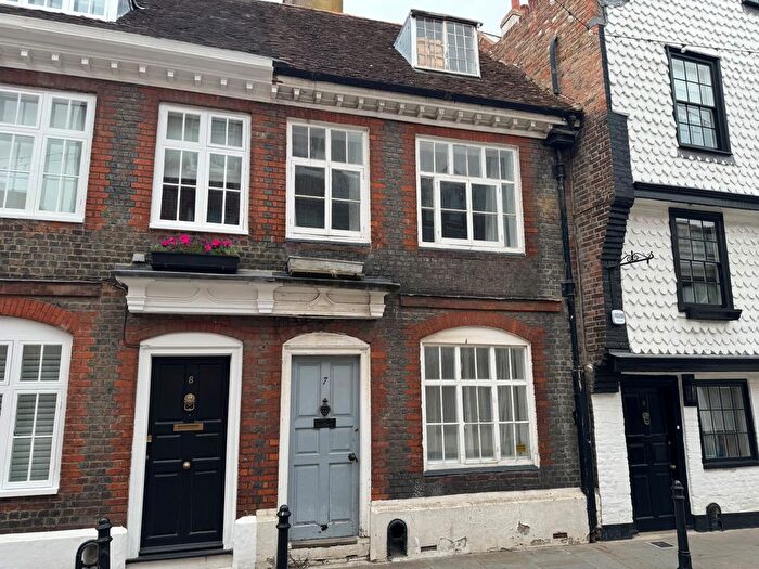 3 Bedroom Property To Rent In Best Lane, Canterbury, CT1