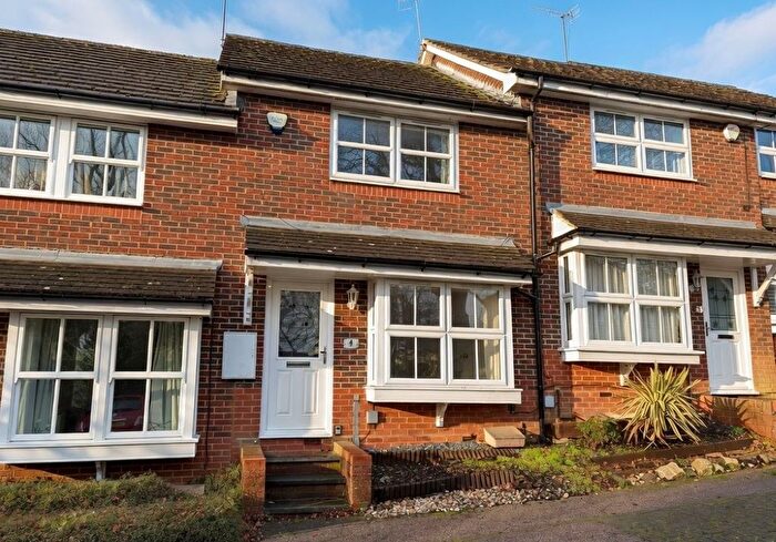 2 Bedroom Terraced House For Sale In Poultney Close, Shenley, Radlett, Hertfordshire, WD7