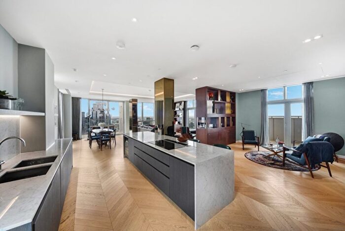 3 Bedroom Flat To Rent In City Road, London, EC1V