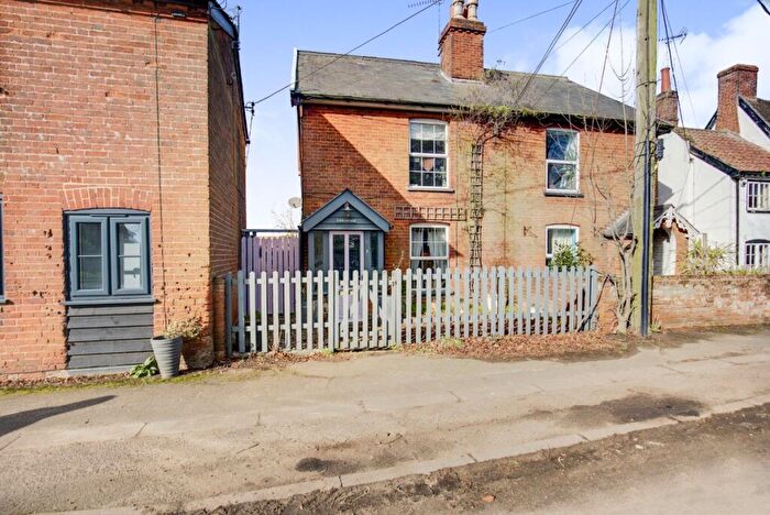 3 Bedroom Cottage For Sale In New Cottages, The Street, Woodbridge, IP12