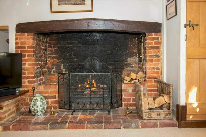 3 Bedroom Cottage For Sale In Lower Baybridge Lane, Baybridge, Owslebury, Winchester, SO21