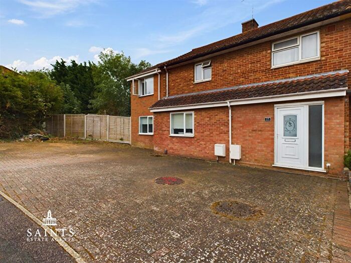 6 Bedroom Property To Rent In Aynho Crescent, Kingsthorpe, Northampton, NN2