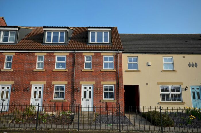 3 Bedroom Terraced House To Rent In St James Gardens, Trowbridge, BA14