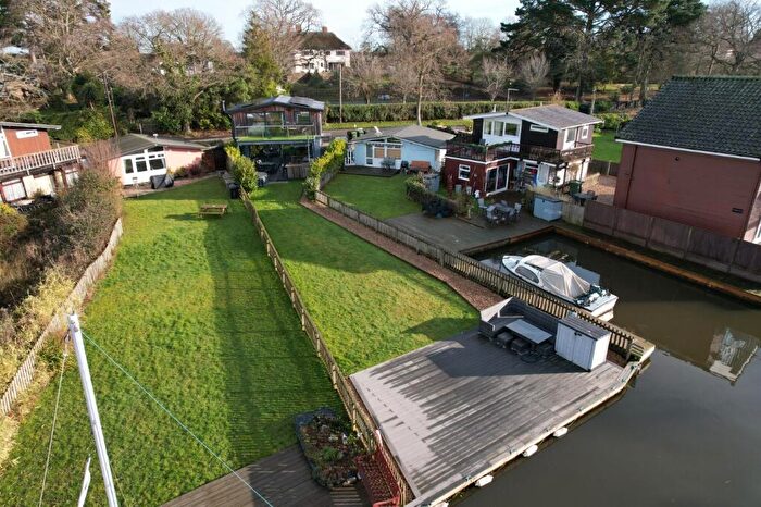 3 Bedroom Detached House For Sale In Lower Street, NR12