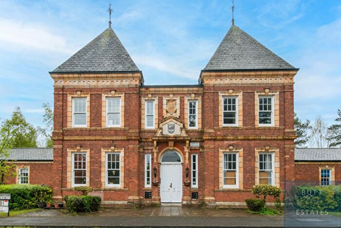 3 Bedroom Maisonette For Sale In North Grange, Exeter, EX2