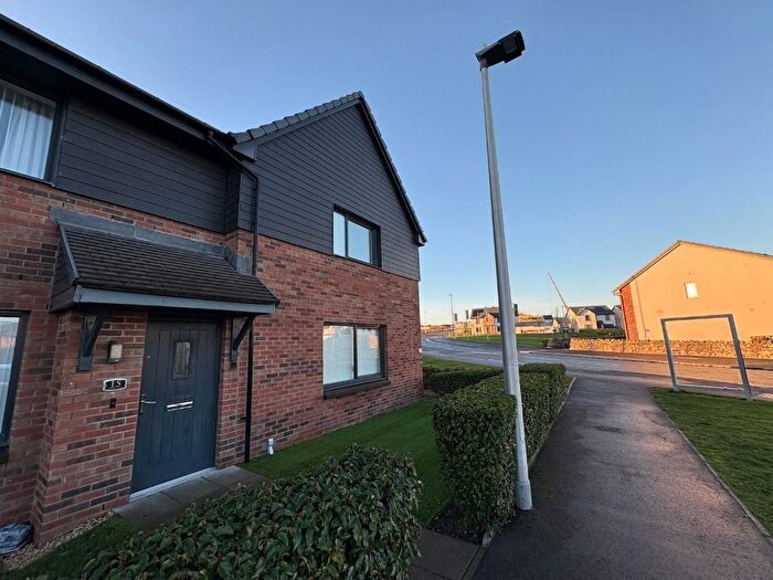 2 Bedroom Terraced House To Rent In Fifeshill Place, West End, Aberdeen, AB15