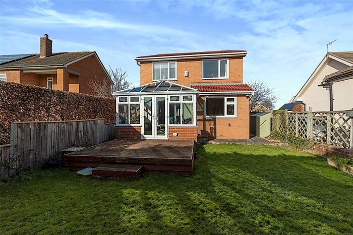 4 Bedroom Detached House For Sale In Stokesley Road, Hutton Rudby, TS15