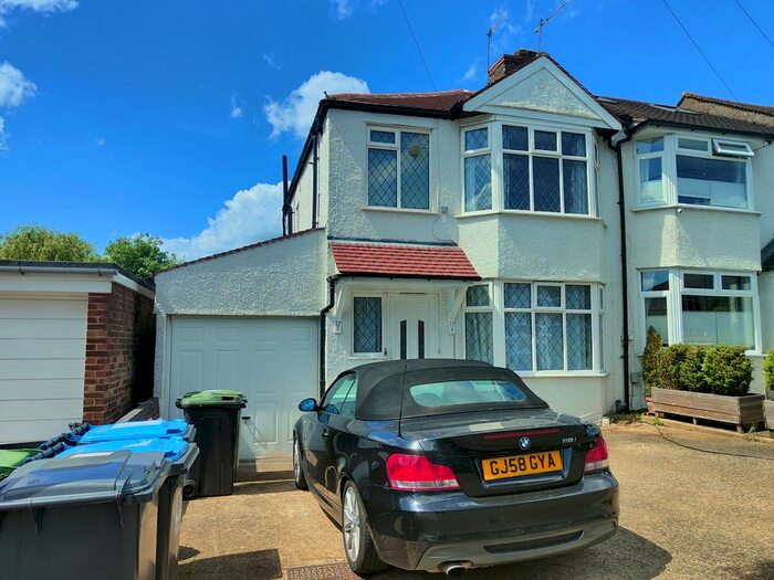 1 Bedroom Flat To Rent In Oliver Road, Hemel Hempstead, HP3