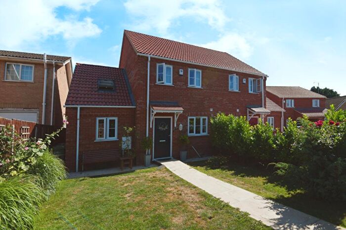 3 Bedroom Semi-Detached House For Sale In Lerowe Road, Wisbech, Cambs, PE13