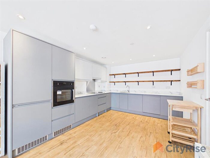 1 Bedroom Apartment To Rent In The Phoenix, Saxton Road, Leeds, LS9