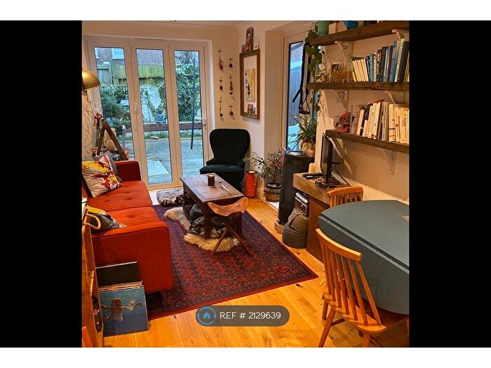 2 Bedroom Flat To Rent In Antill Road, London, N15