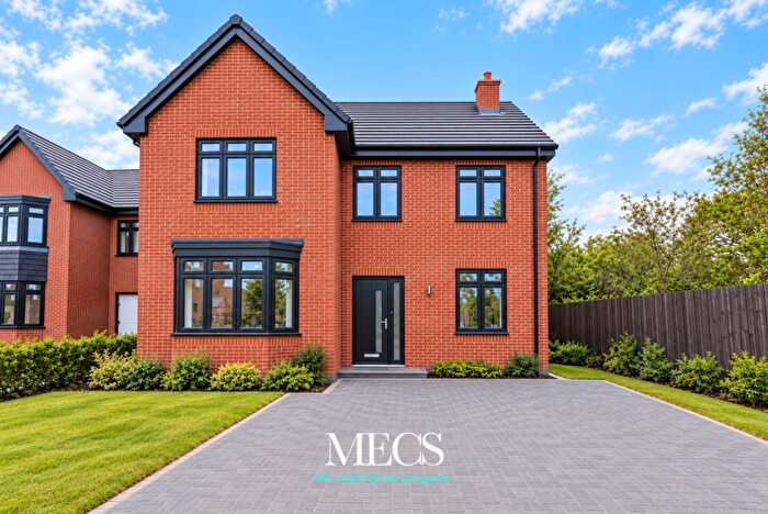 4 Bedroom Detached House For Sale In Birmingham Road, Bromsgrove, Worcestershire, B61