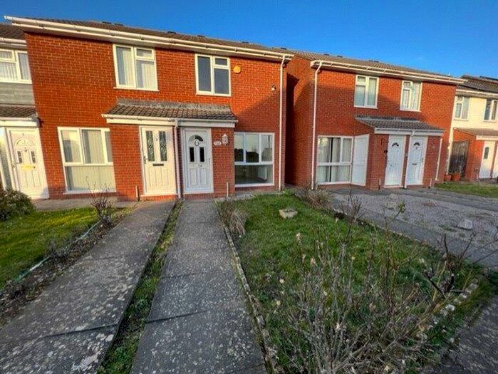 2 Bedroom End Of Terrace House To Rent In Rosemary Walk, Lee-On-The-Solent, Hampshire, PO13