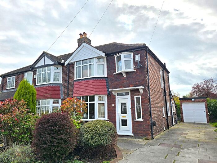 3 Bedroom Semi Detached House For Sale In Fairfax Avenue, Timperley, WA15