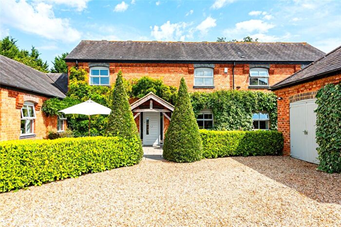 5 Bedroom Barn Conversion For Sale In Russwell Lane, Little Brickhill, Milton Keynes, Buckinghamshire, MK17
