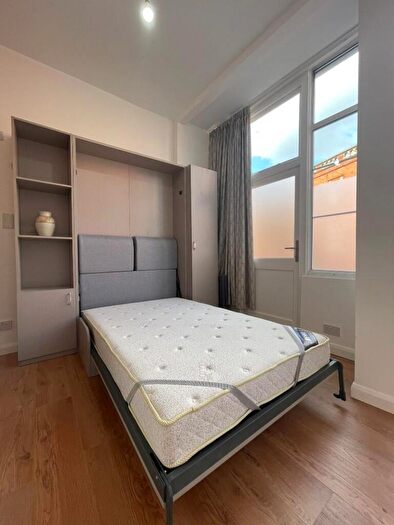Studio To Rent In Grafton Road, London, NW5