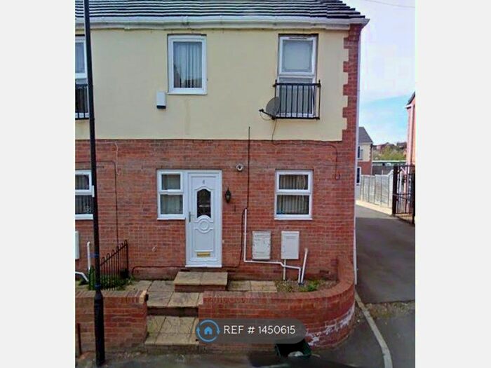 3 Bedroom Terraced House To Rent In Schofield Street, Mexborough, S64