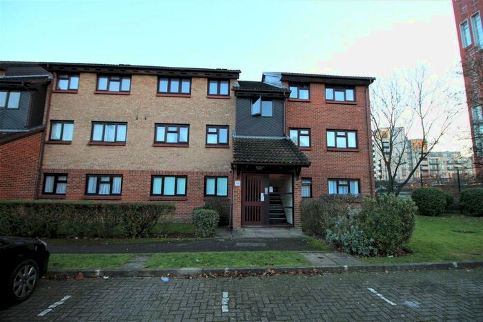 2 Bedroom Flat To Rent In Fleming Walk, Pasteur Close, London, Greater London, NW9