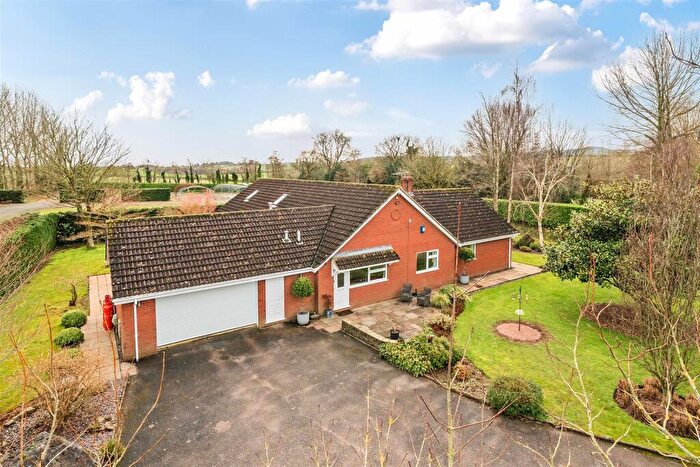 4 Bedroom Bungalow For Sale In Kenton, EX6