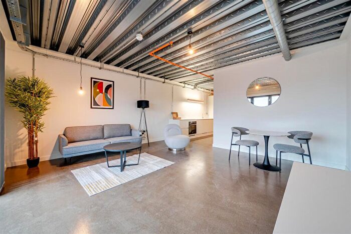 1 Bedroom Apartment To Rent In District Lofts, Climate Innovation District, LS9