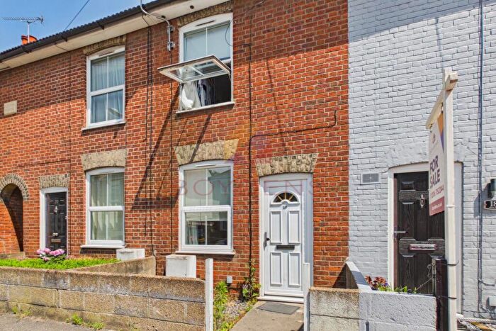 2 Bedroom Terraced House For Sale In Albert Street, Colchester, CO1