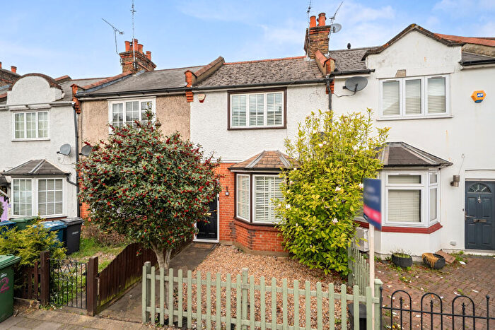 2 Bedroom Terraced House For Sale In Pinner Green, Pinner, HA5