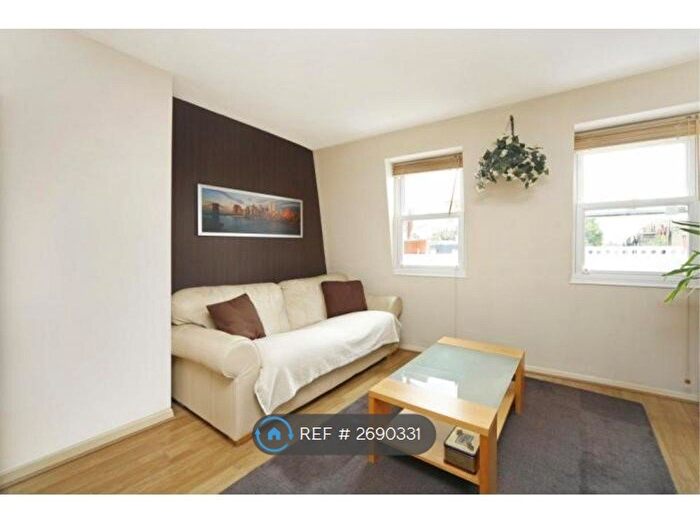 1 Bedroom Flat To Rent In Sinclair Road, London, W14