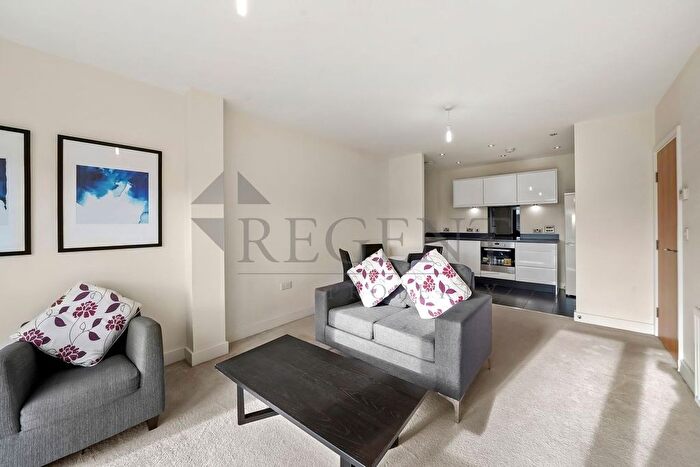 1 Bedroom Flat To Rent In Fisher Close, Mayflower Park, SE16