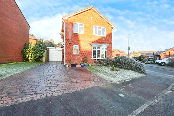 4 Bedroom Detached House For Sale In Olliver Close, Halesowen, B62