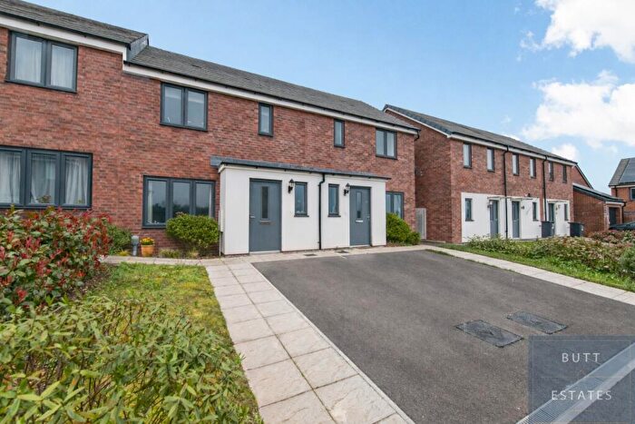 2 Bedroom Terraced House For Sale In Norrish Lane, Exeter, EX1